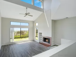 Photo #5: 240011576 Listing 