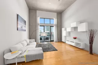 Photo #3: 240011582 Listing 