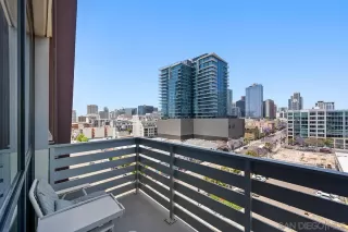 Photo #5: 240011582 Listing 