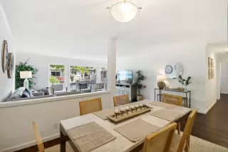 Photo #2: 240011600 Listing 