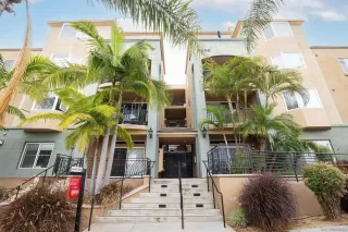 Photo #3: 240011627 Listing