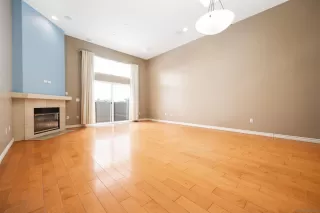 Photo #4: 240011627 Listing