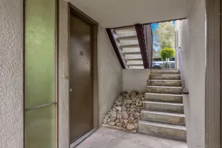 Photo #3: 240011645 Listing