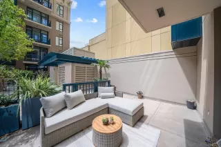 Photo #5: 240011649 Listing