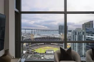 Photo #2: 240011683 Listing