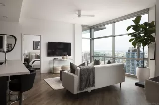 Photo #6: 240011683 Listing