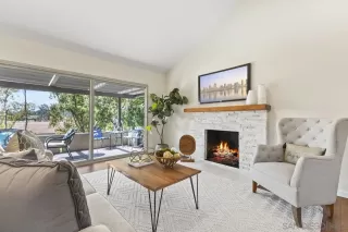 Photo #6: 240011705 Listing 