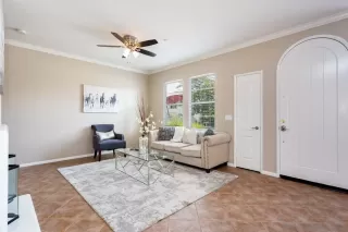 Photo #6: 240011722 Listing 