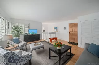 Photo #4: 240011742 Listing