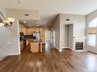 Photo #2: 240011790 Listing