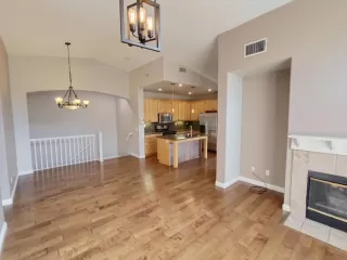 Photo #3: 240011790 Listing