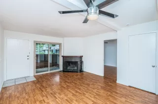 Photo #3: 240011871 Listing