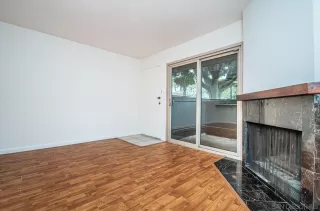 Photo #4: 240011871 Listing