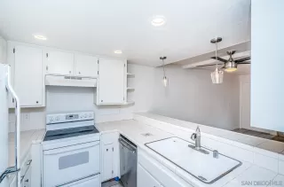 Photo #6: 240011871 Listing