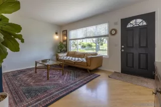 Photo #2: 240011879 Listing