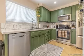 Photo #6: 240011879 Listing