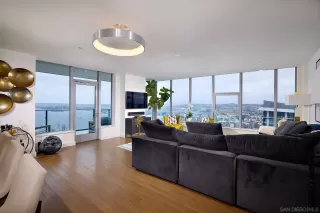 Photo #2: 240011929 Listing