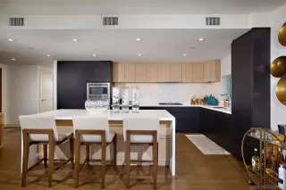 Photo #6: 240011929 Listing