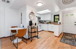 Photo #3: 240011990 Listing