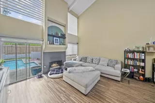 Photo #6: 240011996 Listing