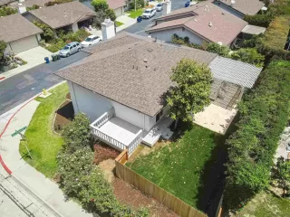 Photo #2: 240012057 Listing