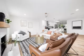 Photo #5: 240012057 Listing