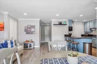 Photo #3: 240012065 Listing 