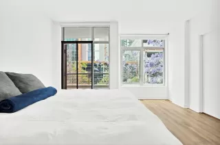 Photo #4: 240012070 Listing