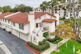 Photo #1: 240012074 Listing