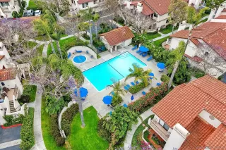 Photo #4: 240012074 Listing