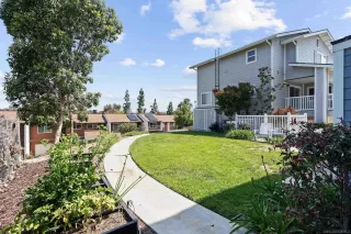 Photo #4: 240012153 Listing