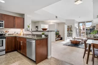 Photo #2: 240012171 Listing 