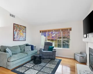 Photo #1: 240012177 Listing 