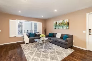 Photo #1: 240012183 Listing