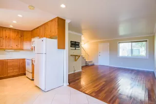 Photo #2: 240012207 Listing