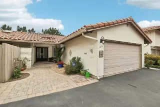 Photo #3: 240012211 Listing