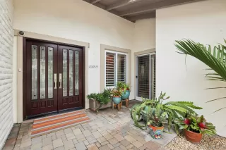 Photo #4: 240012211 Listing