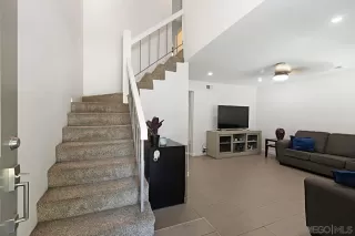 Photo #4: 240012269 Listing