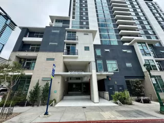 Photo #4: 240012293 Listing