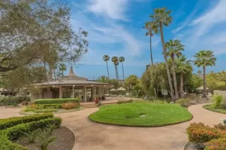 Photo #3: 240012342 Listing