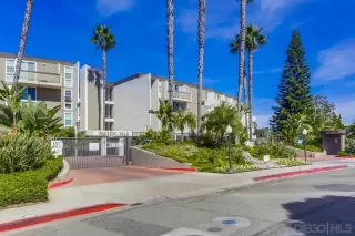 Photo #5: 240012342 Listing