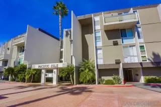 Photo #6: 240012342 Listing