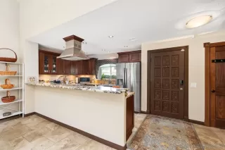 Photo #5: 240012405 Listing 