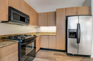 Photo #6: 240012426 Listing