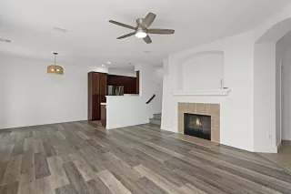 Photo #6: 240012429 Listing