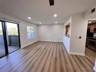 Photo #3: 240012491 Listing