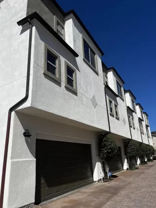 Photo #1: 240012495 Listing