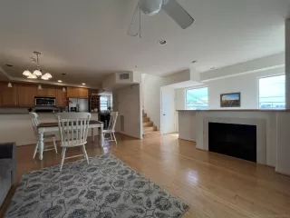 Photo #2: 240012495 Listing