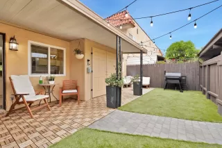 Photo #1: 240012516 Listing