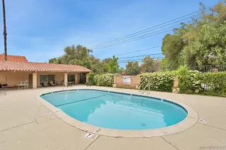 Photo #2: 240012516 Listing